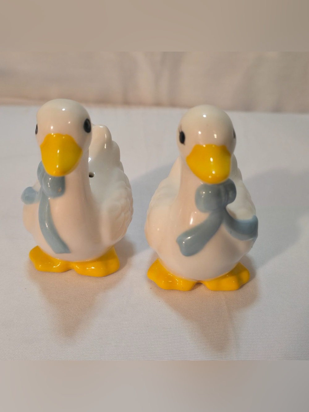 Vintage Ceramic Duck Salt and Pepper Shakers Blue Bow Geese Figurines set